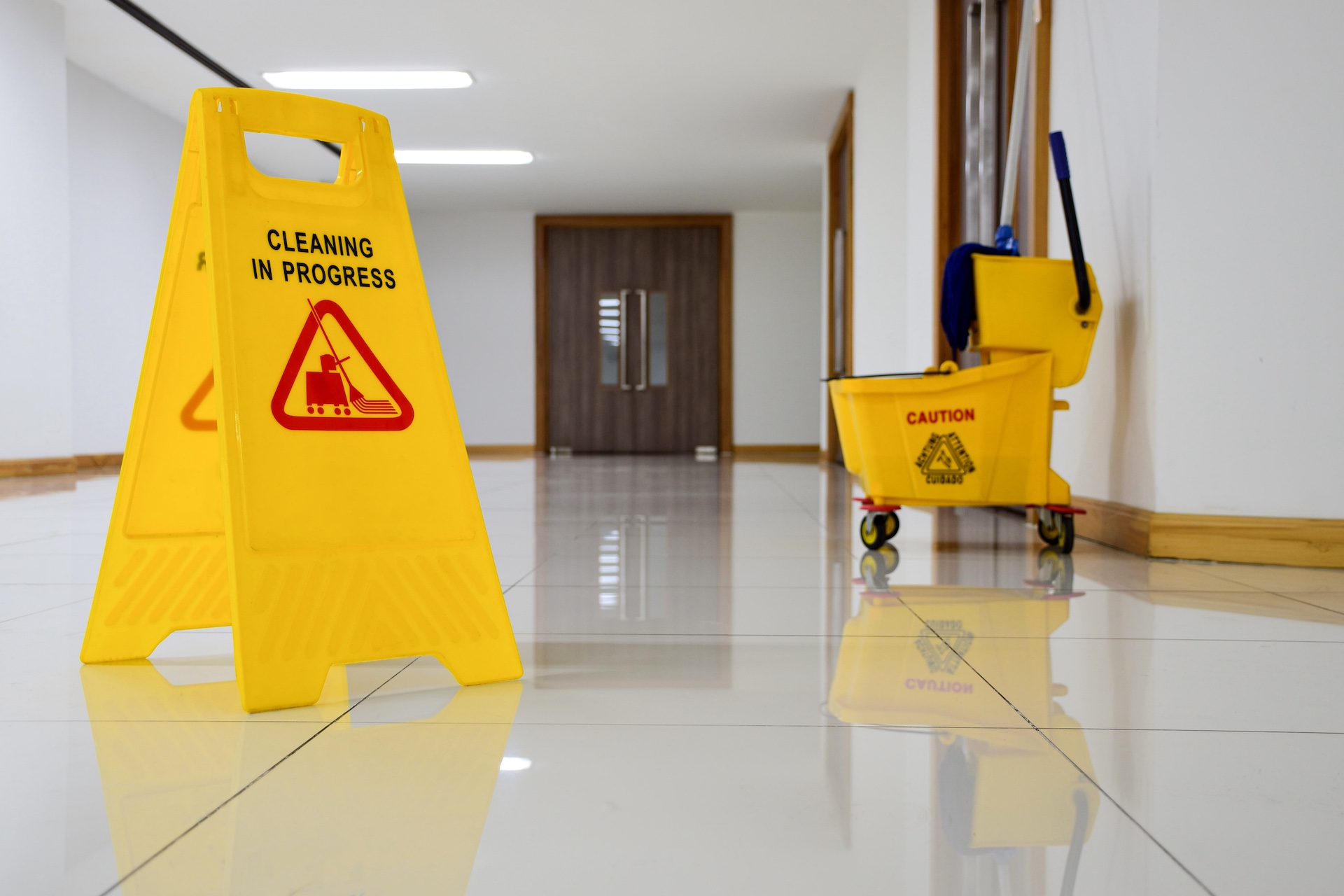 3 Fall Cleaning Priorities Every Commercial Property Manager Should Focus On
