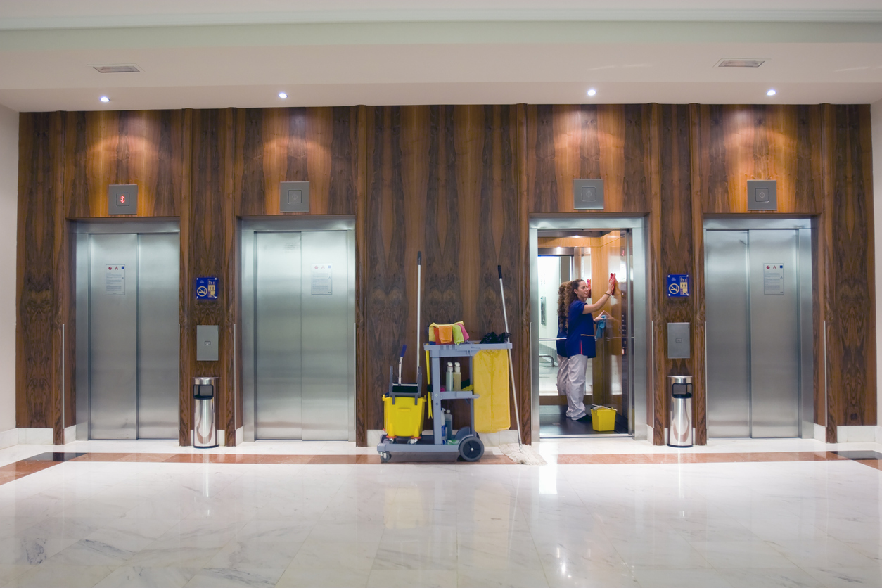 Clean at Opening or Clean All Day? The Growing Role of Daily Porter Services.
